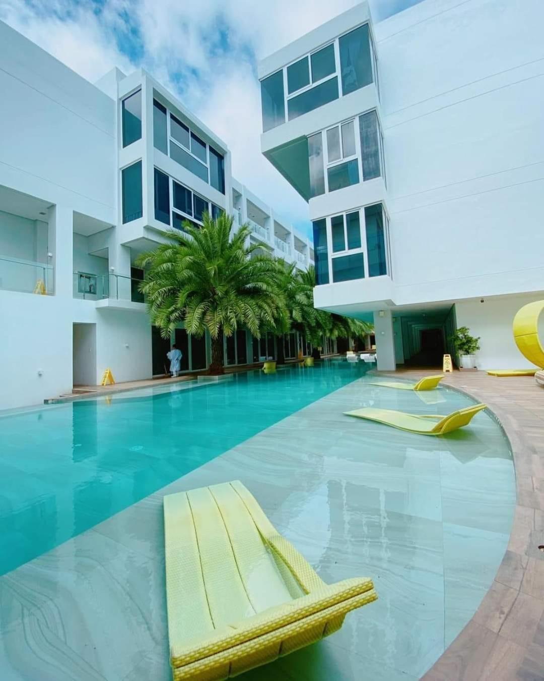 Astoria Current Boracay Hotel Aklan Bagian luar foto